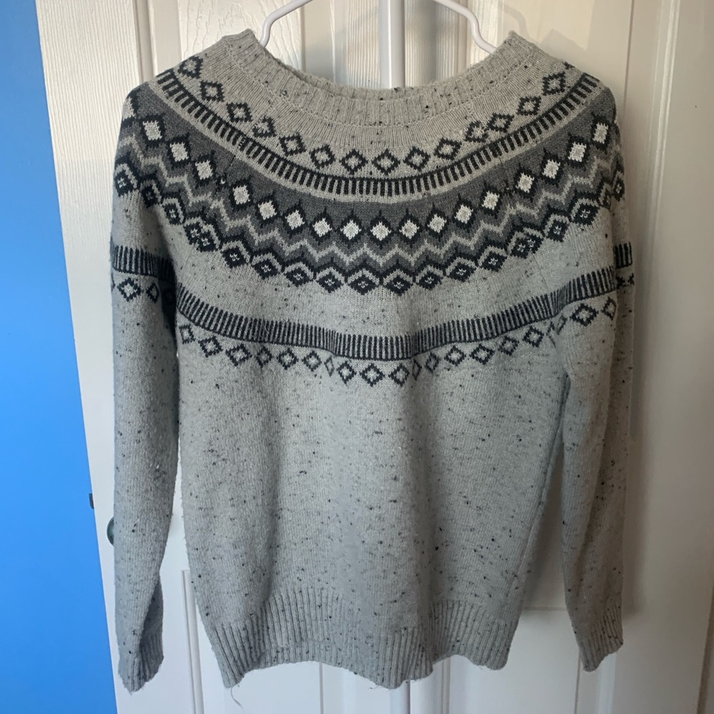 Gray Patterned knit Sweater